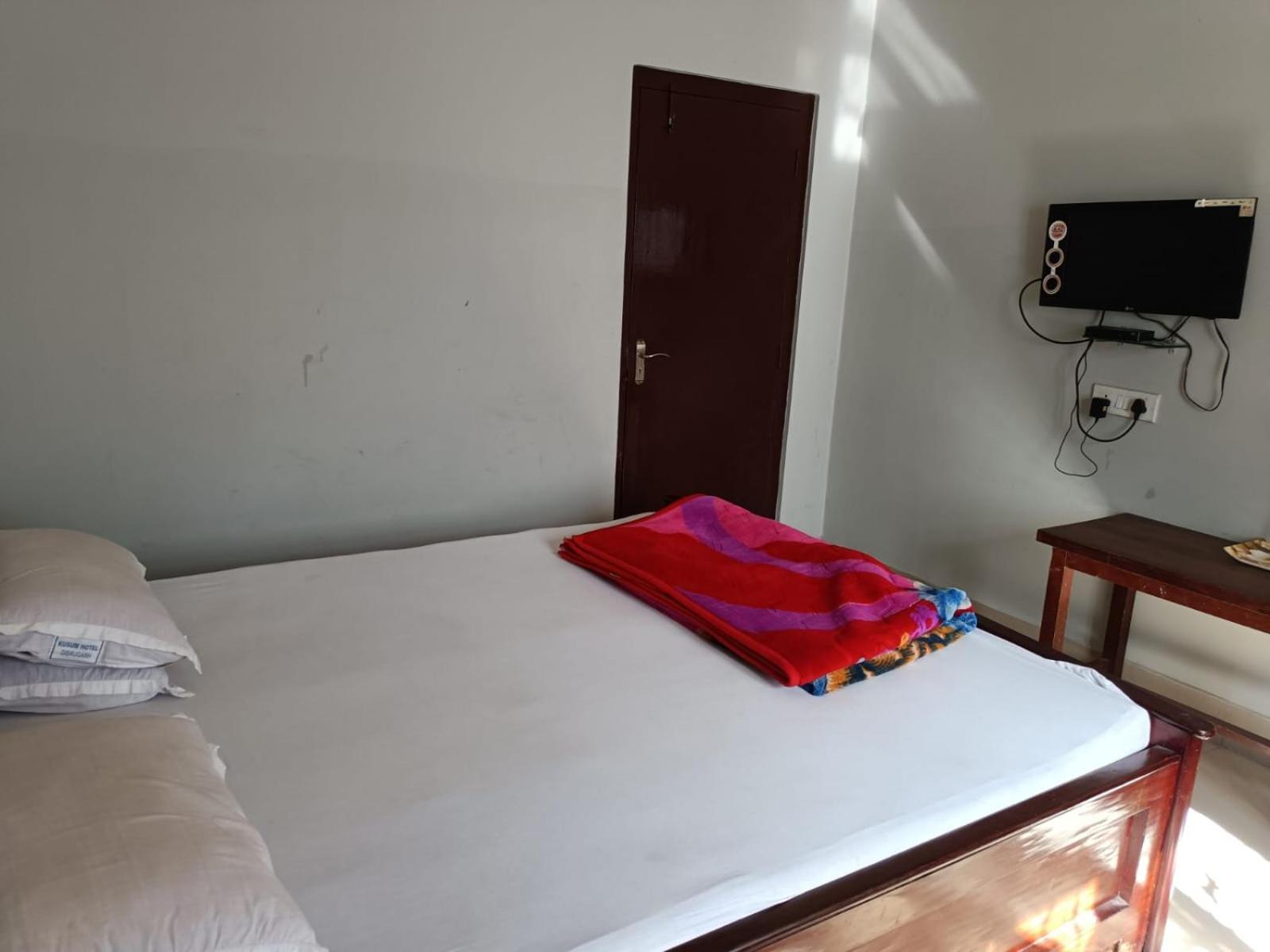 Kusum Hotel Dibrugarh Eksteriør billede